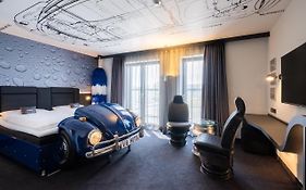 V8 Hotel Koeln At Motorworld